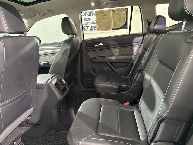Used 2021 Volkswagen Atlas SE w/ Panoramic Sunroof Package image 18