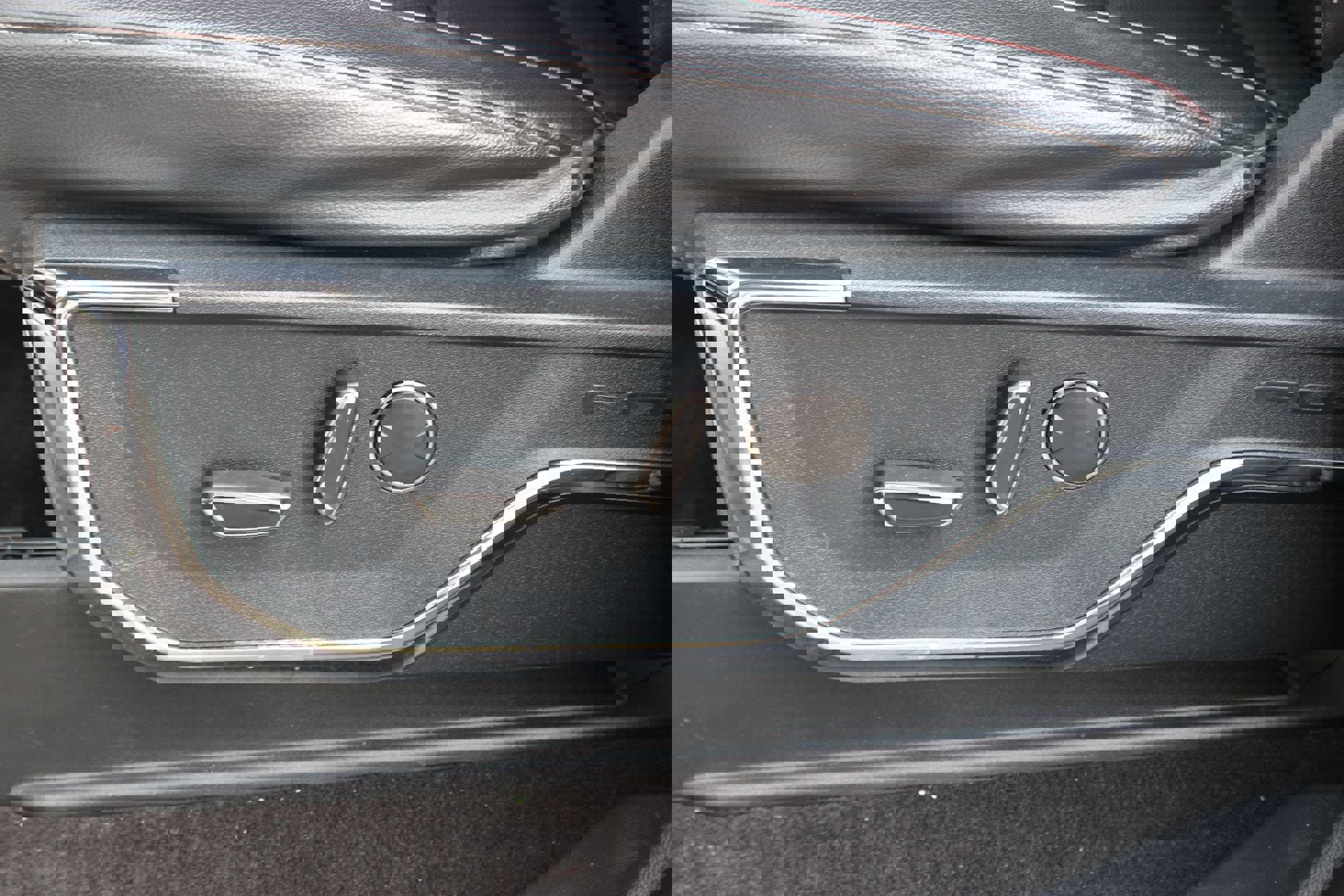 Used 2021 Ford F150 Lariat w/ FX4 Off-Road Package image 12