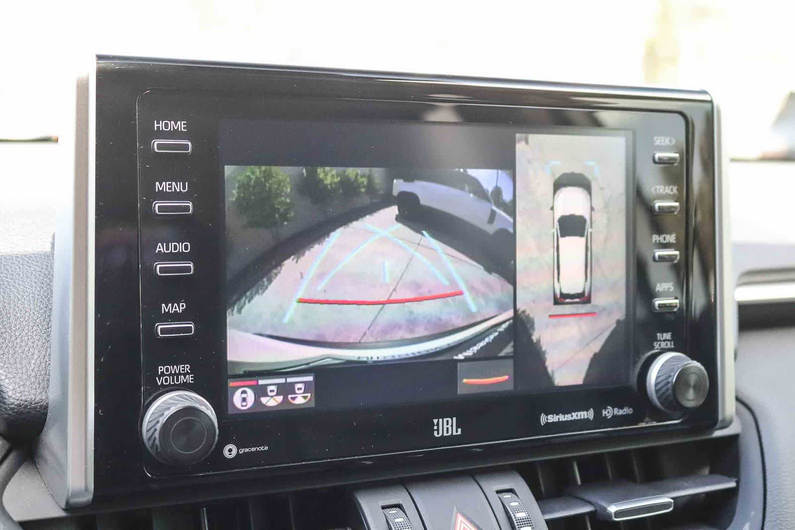 Used 2020 Toyota RAV4 Limited FWD image 26