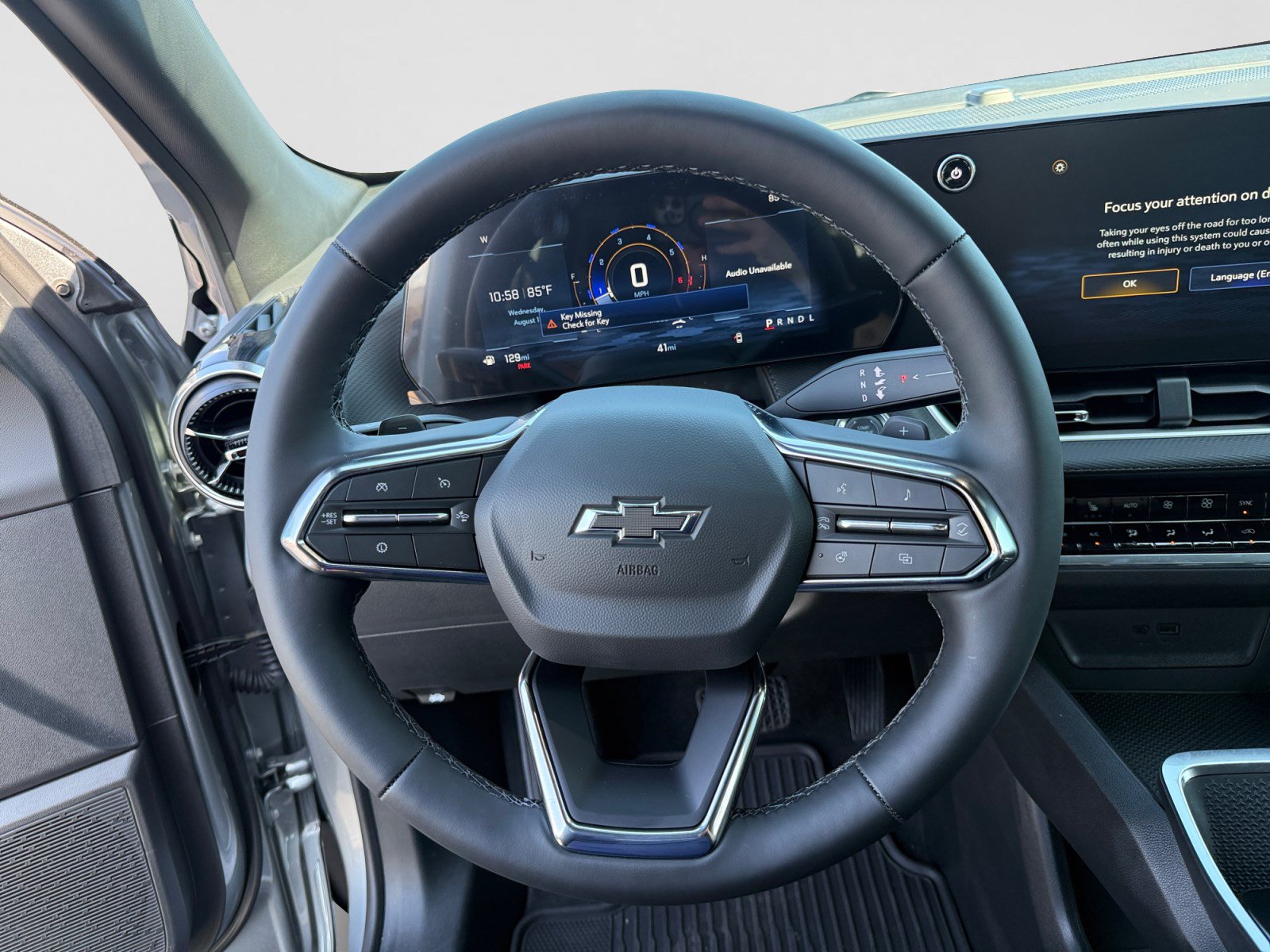 New 2026 Chevrolet Equinox LT w/ Convenience Package II FWD image 23