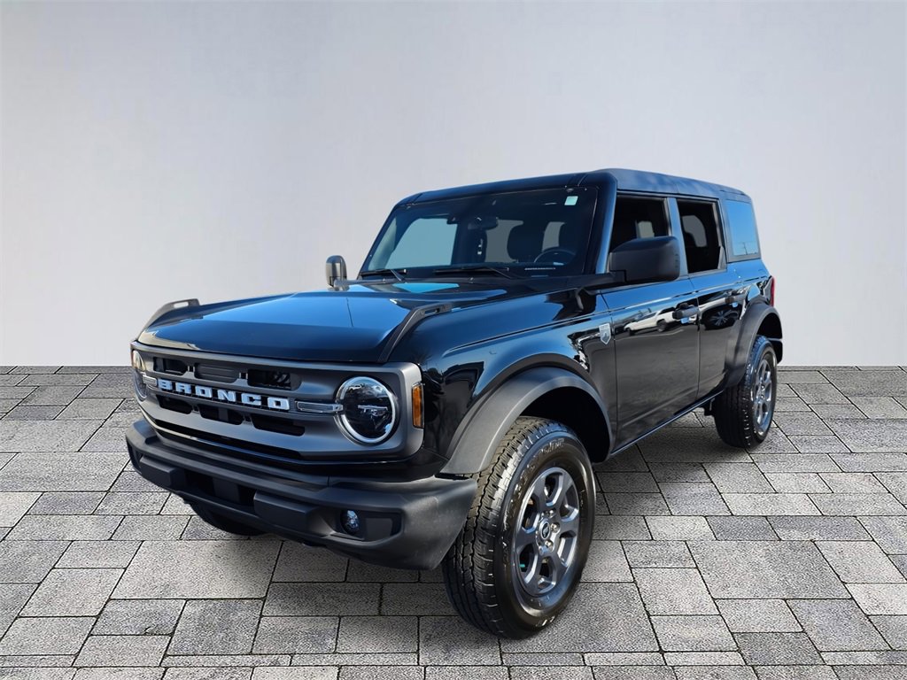 Used 2024 Ford Bronco Big Bend image 3