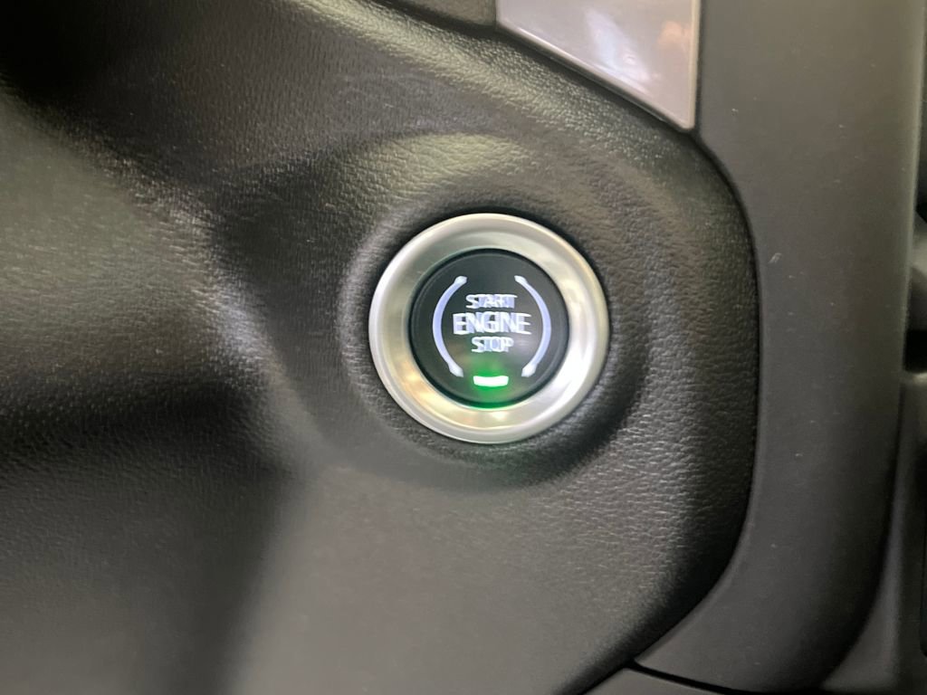 Used 2024 Chevrolet Silverado 2500 Custom w/ Custom Value Package image 27