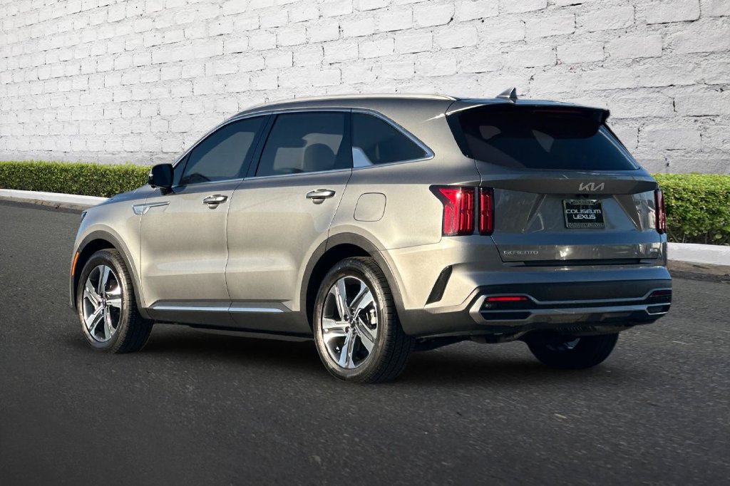 Used 2023 Kia Sorento SX Prestige w/ Panoramic Sunroof Package AWD/4WD image 6
