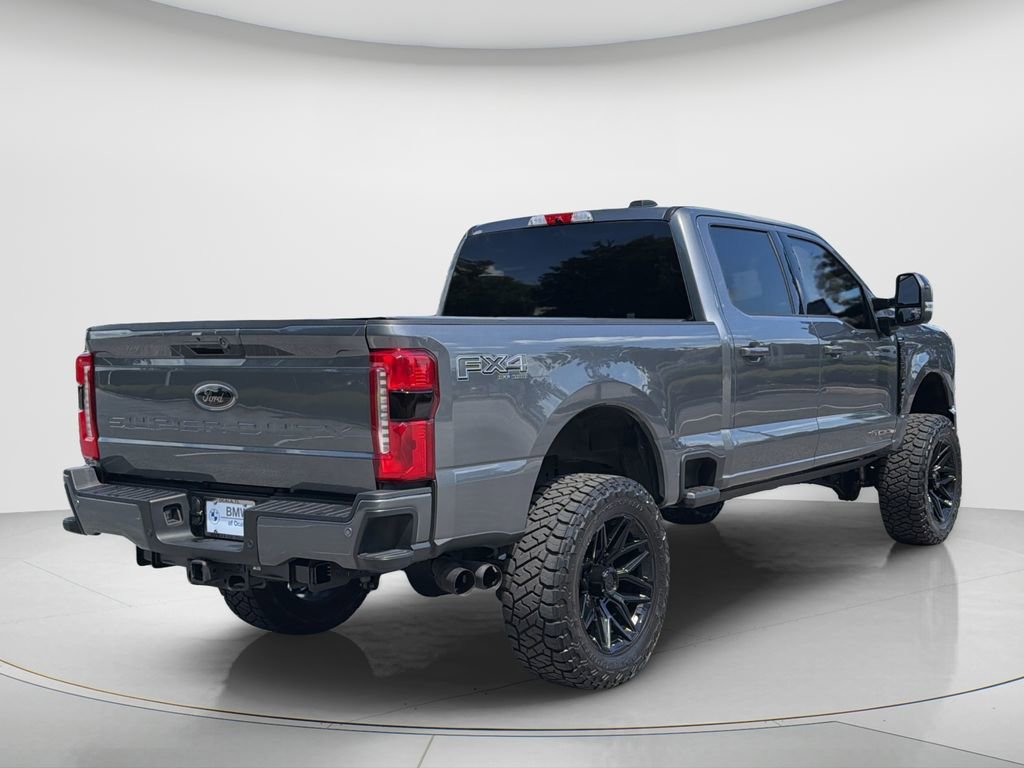Used 2025 Ford F250 Lariat w/ Black Appearance Package image 24