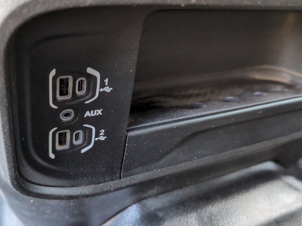 Used 2023 RAM 3500 Tradesman w/ Chrome Appearance Group image 21