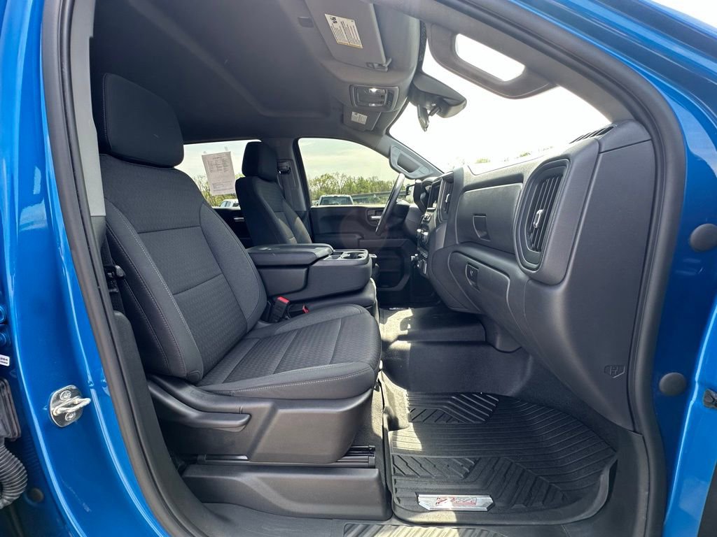 Used 2022 Chevrolet Silverado 1500 Custom Trail Boss AWD/4WD image 19