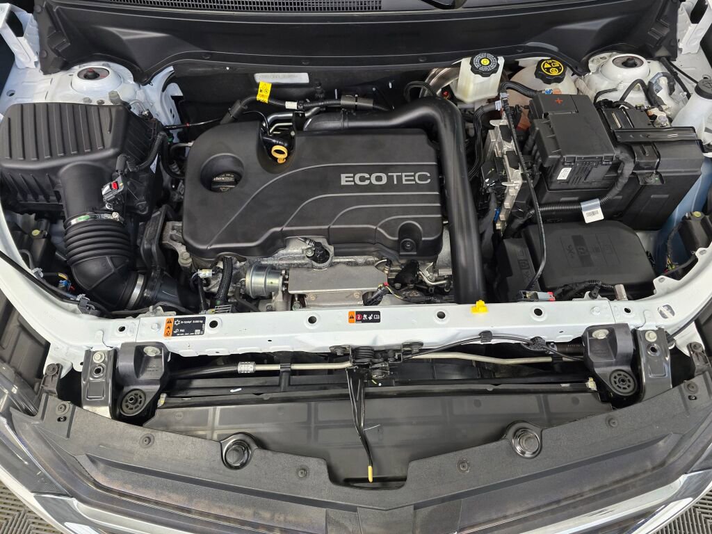 Used 2020 Chevrolet Equinox LS image 10