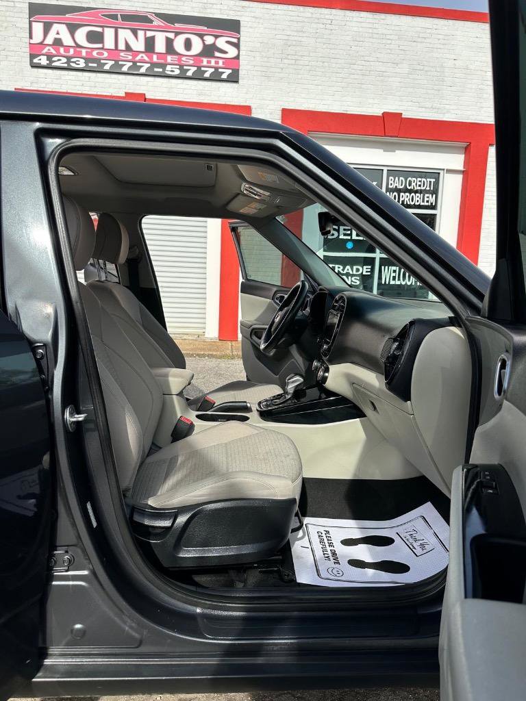 Used 2021 Kia Soul EX FWD image 19