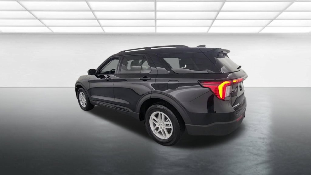 New 2026 Ford Explorer Active AWD/4WD image 6
