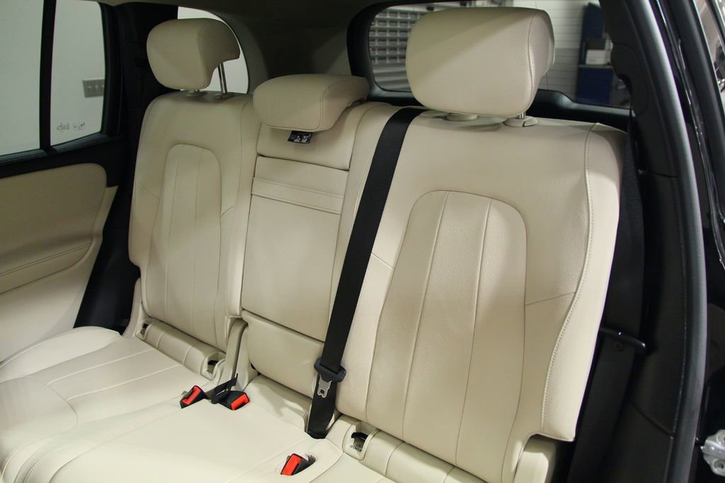 Used 2023 Mercedes-Benz GLB 250 4MATIC image 31