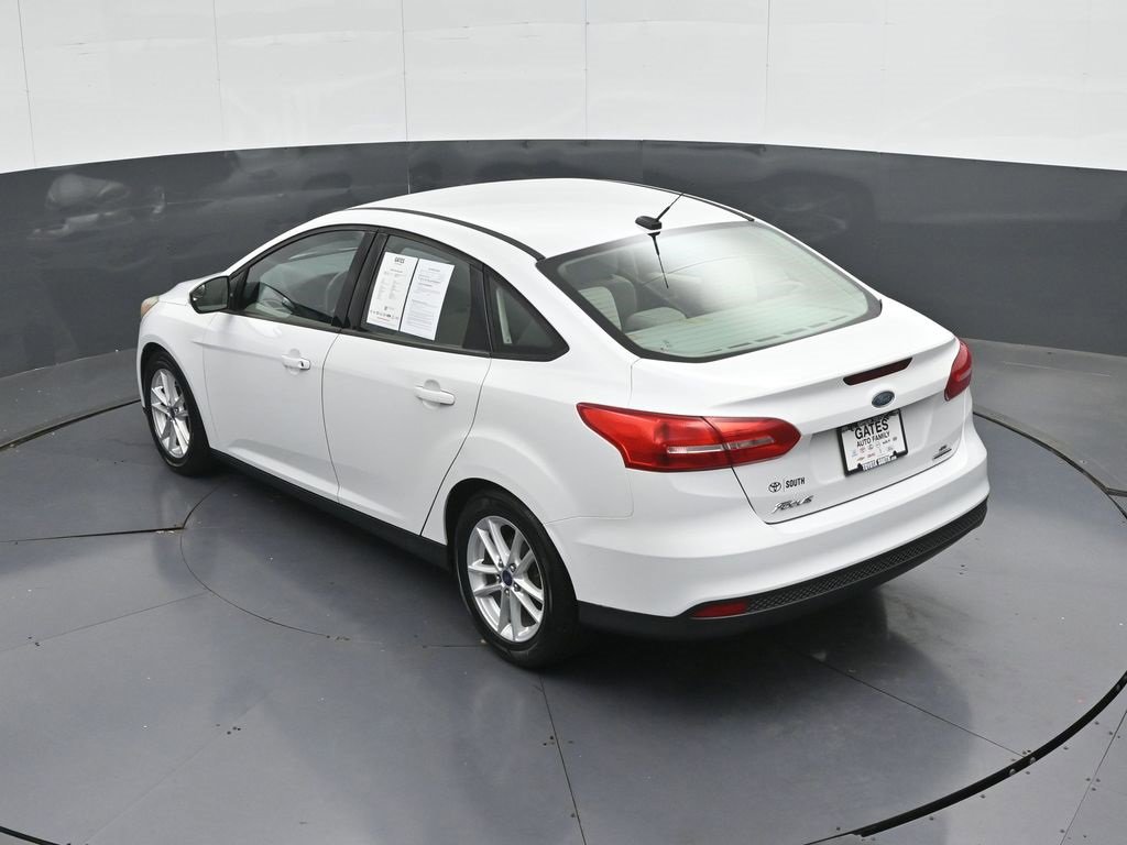 Used 2015 Ford Focus SE image 45