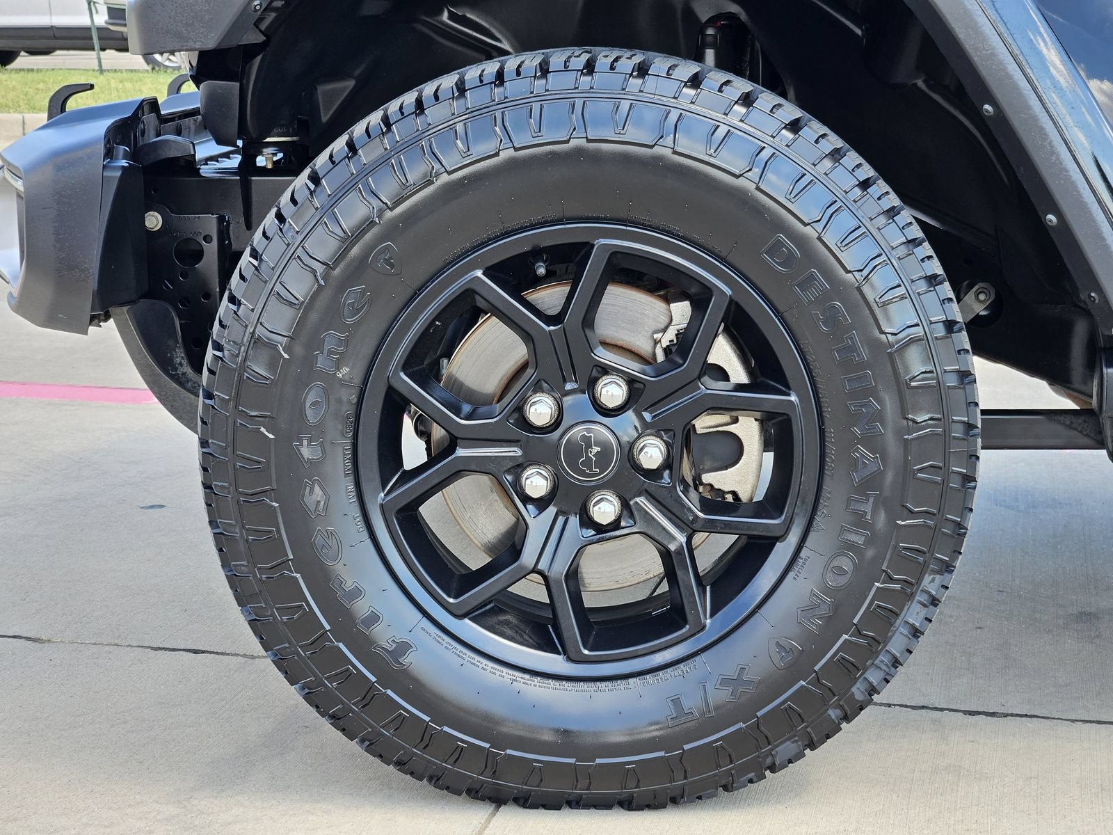 Used 2024 Jeep Gladiator Sport AWD/4WD image 12