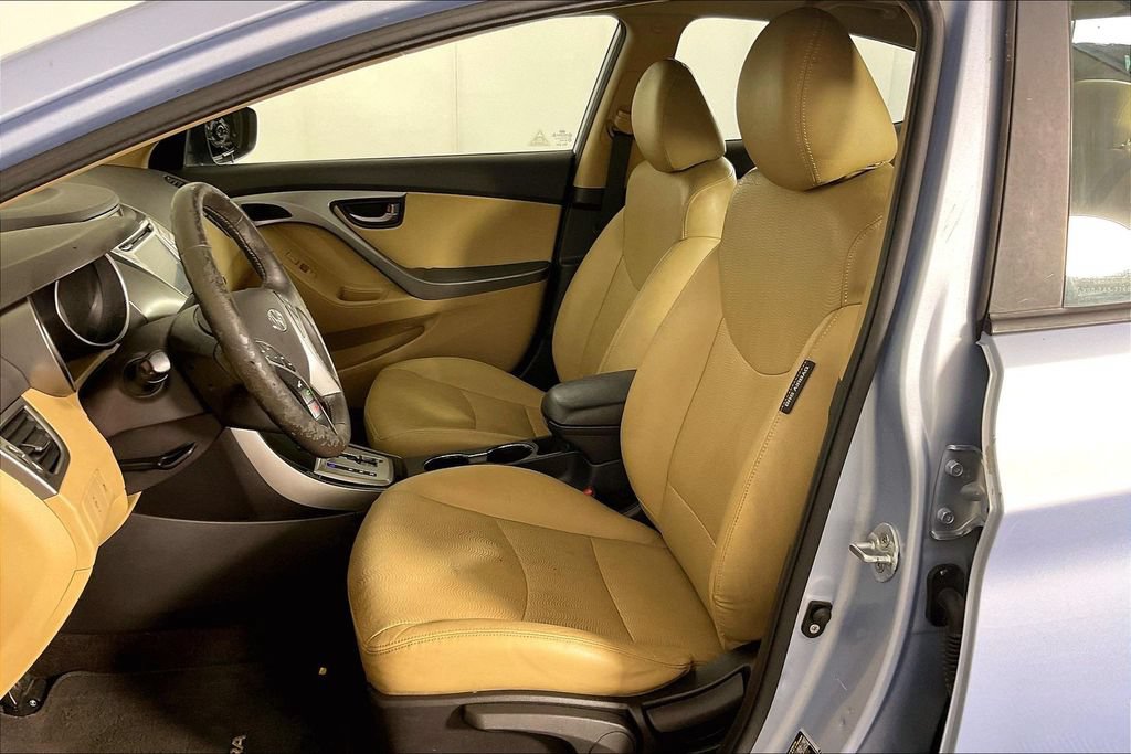 Used 2011 Hyundai Elantra Limited w/ Premium Pkg 5 FWD image 32