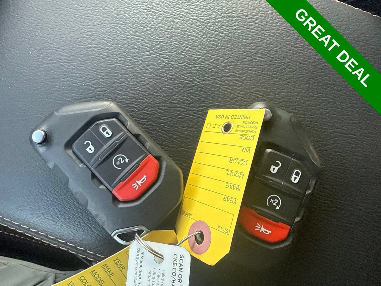 Used 2025 Jeep Wrangler Unlimited Sahara w/ Safety Group AWD/4WD image 25