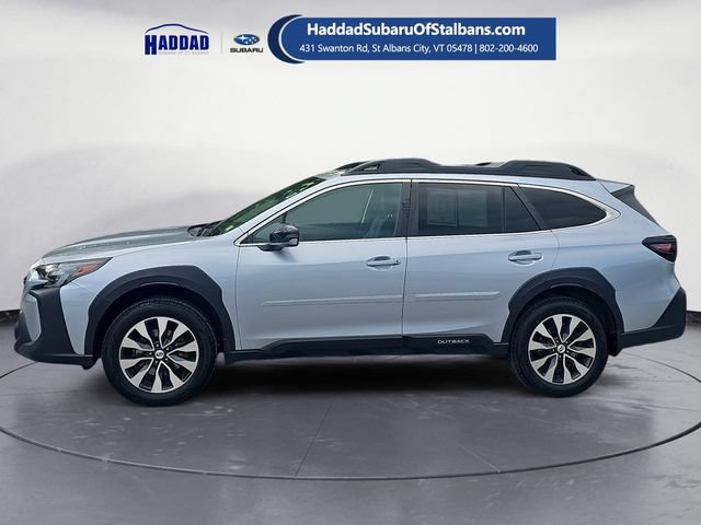 Used 2023 Subaru Outback Limited AWD/4WD image 2