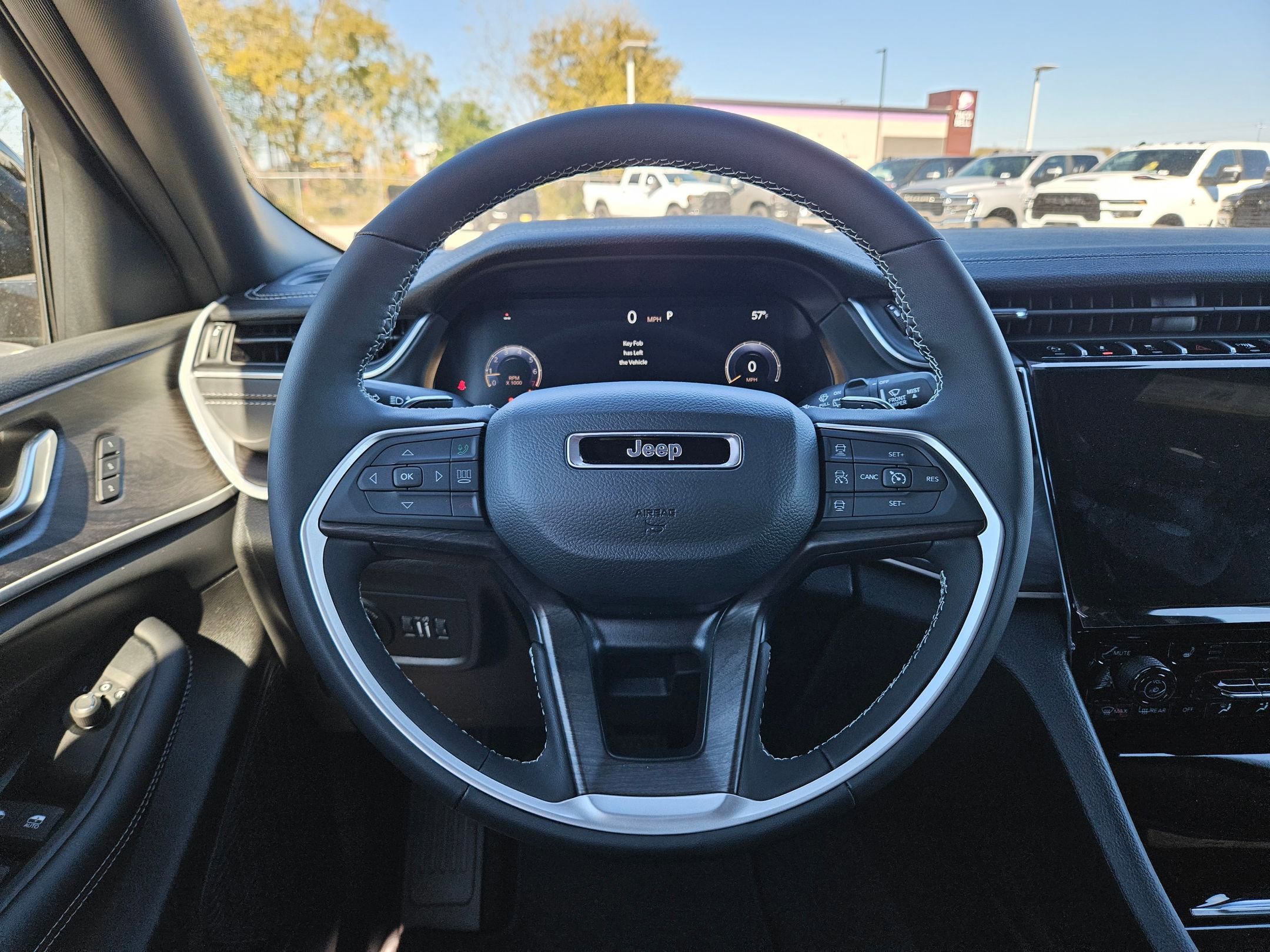 New 2025 Jeep Grand Cherokee L Limited image 18