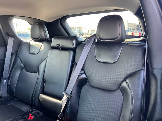 Used 2022 Jeep Cherokee Latitude Lux w/ Mopar Interior Package FWD image 24