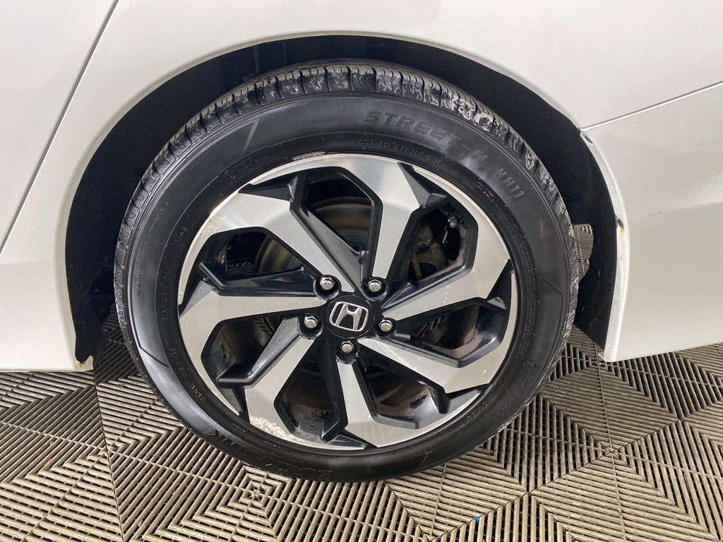 Used 2017 Honda Accord EX-L image 13
