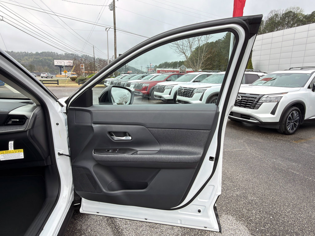 New 2026 Nissan Kicks SV image 18