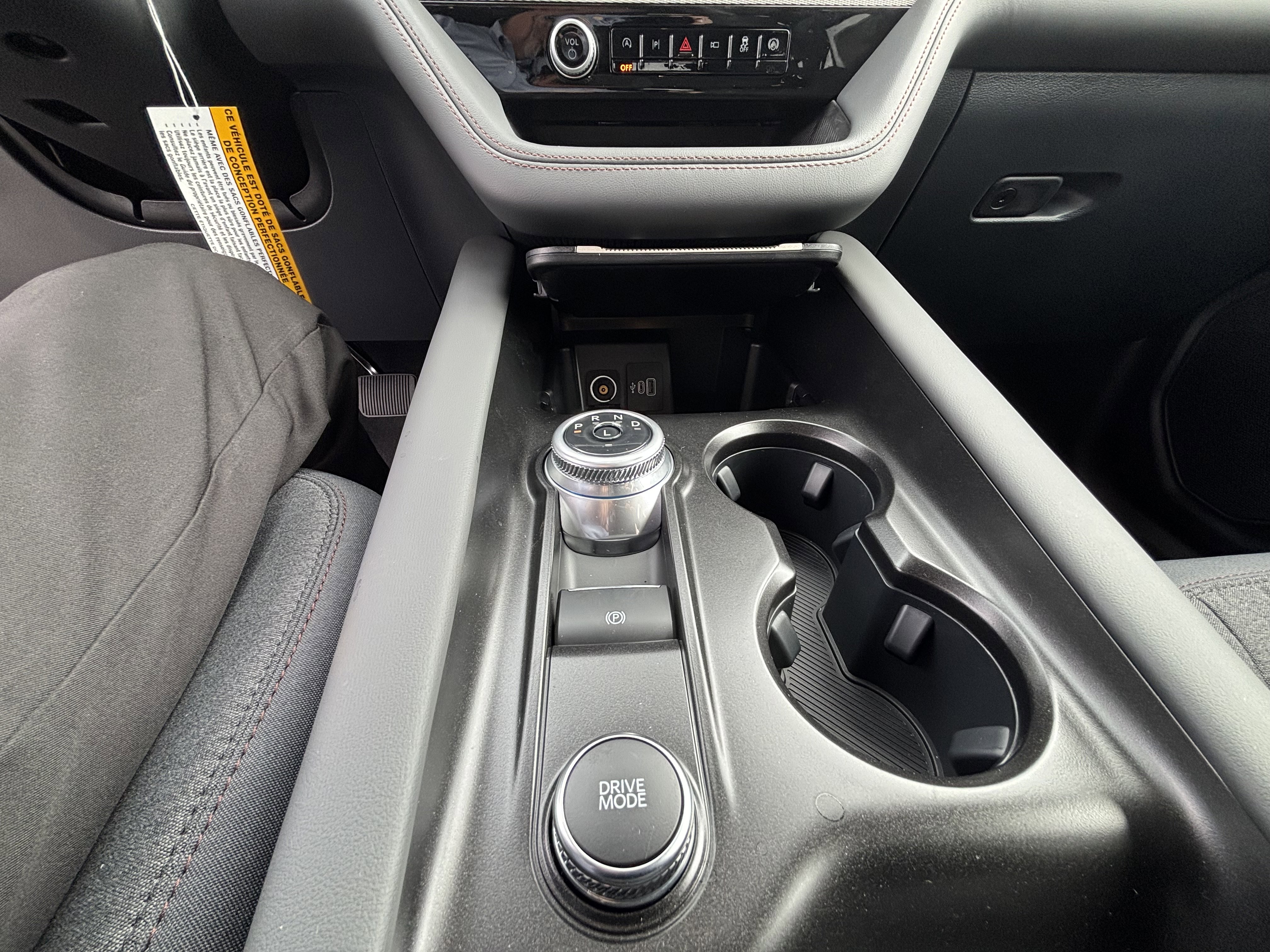 New 2025 Ford Explorer Active image 15