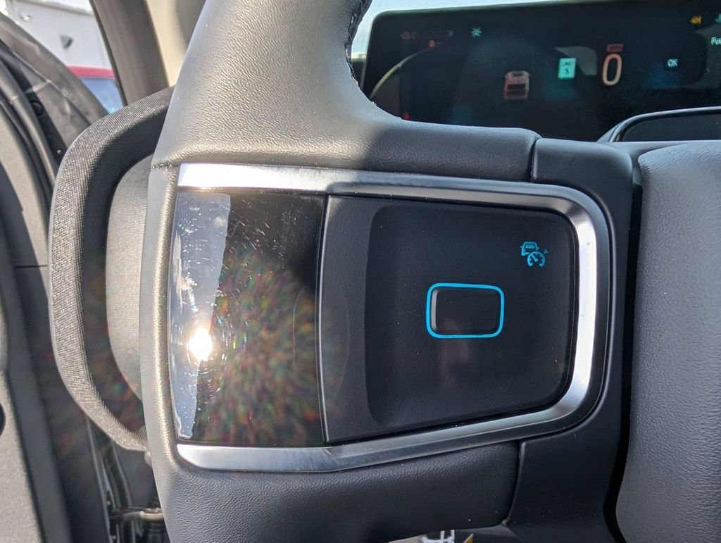 New 2025 Ford Expedition Active image 31