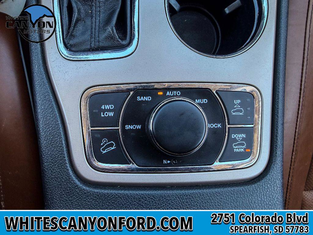 Used 2016 Jeep Grand Cherokee Summit w/ Skid Plate Group AWD/4WD image 19