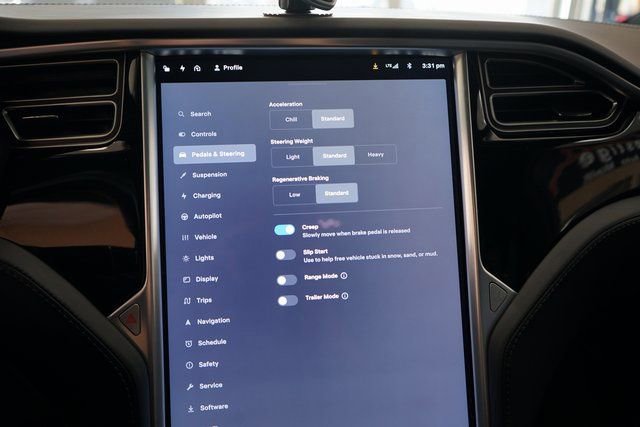 Used 2017 Tesla Model X 75D image 36