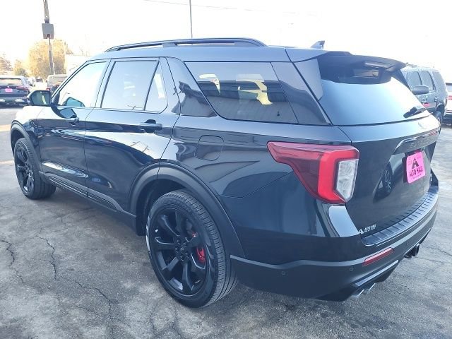 Used 2020 Ford Explorer ST w/ ST Street Pack image 6