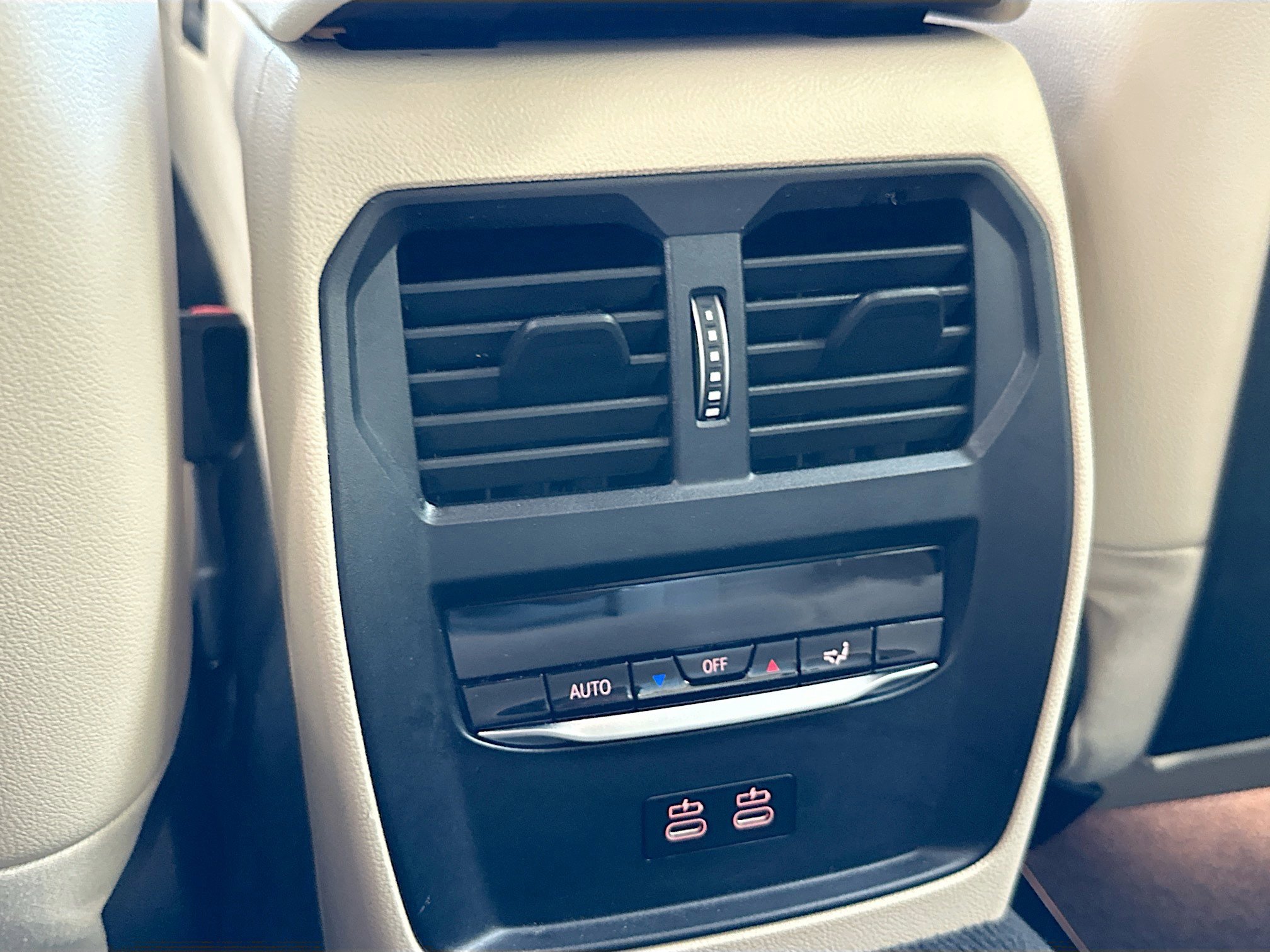 Certified 2024 BMW i4 eDrive40 image 25