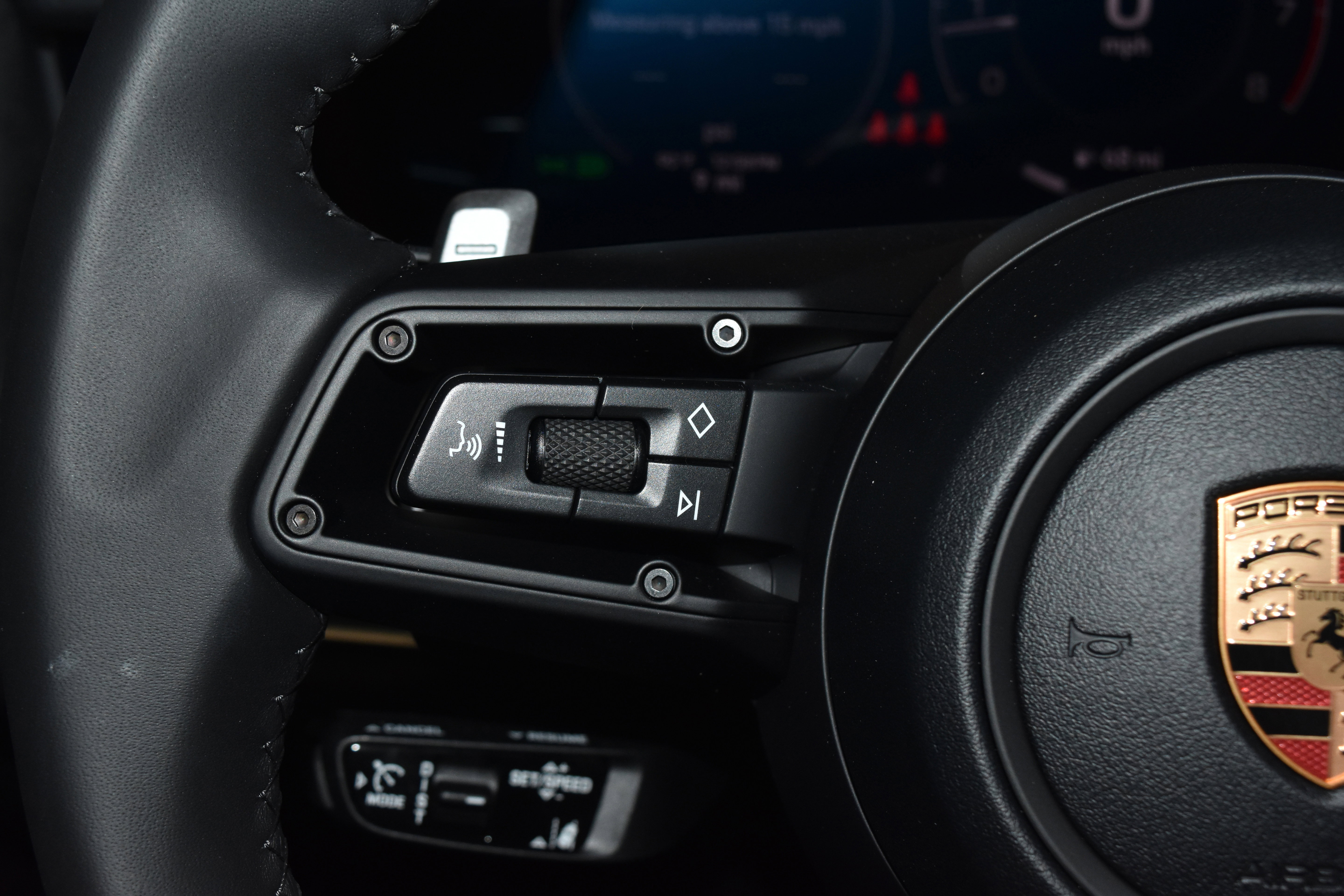 New 2026 Porsche Cayenne image 11