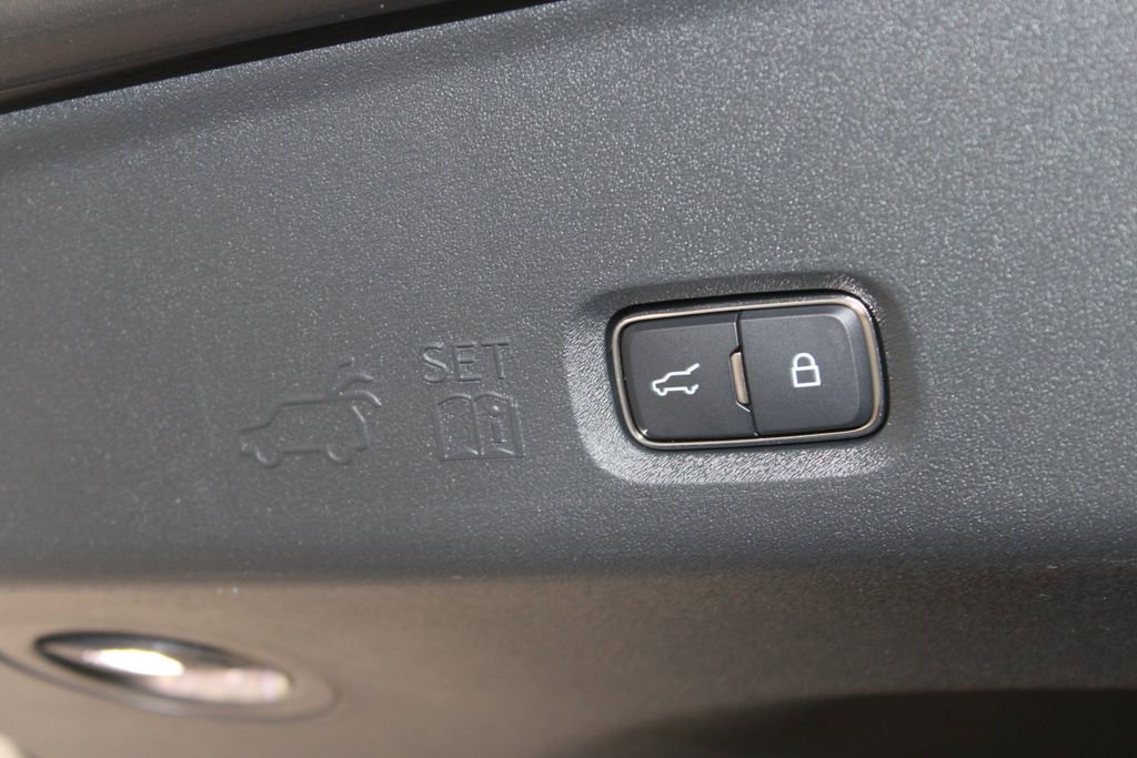 New 2026 Ford Expedition Active image 18