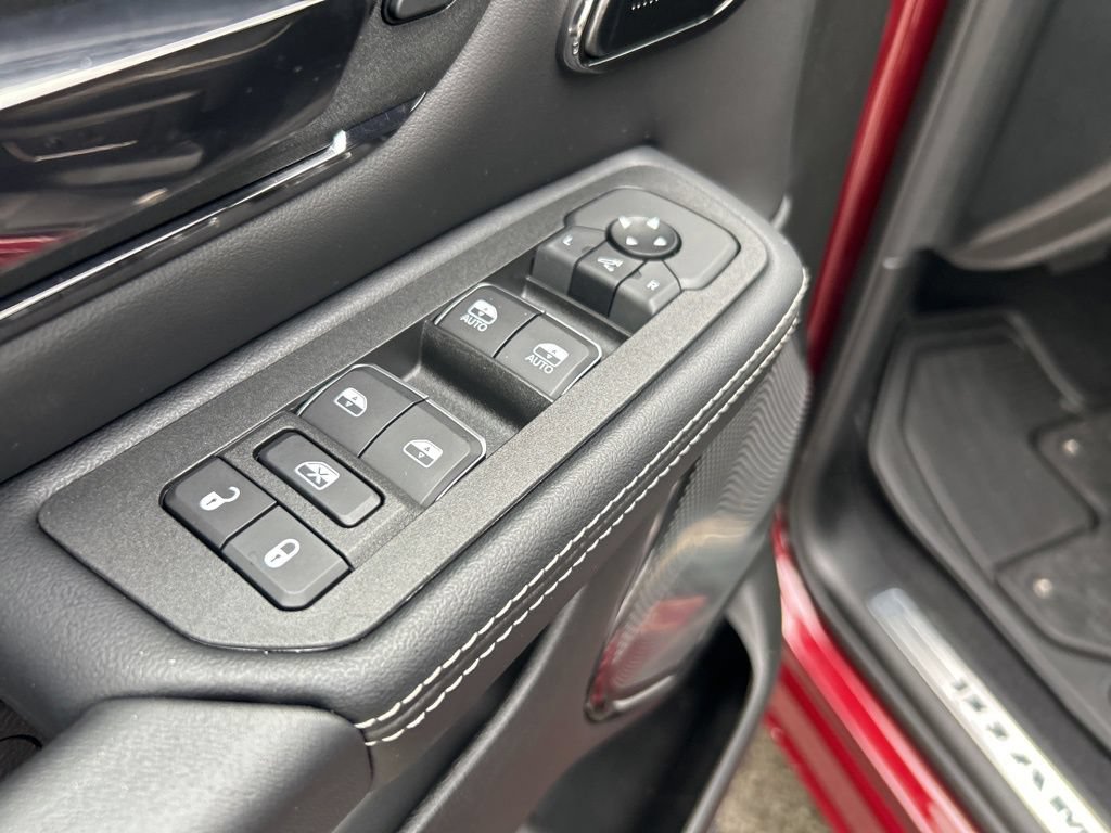 New 2025 RAM 1500 Limited w/ Body Color Bumper Group AWD/4WD image 48