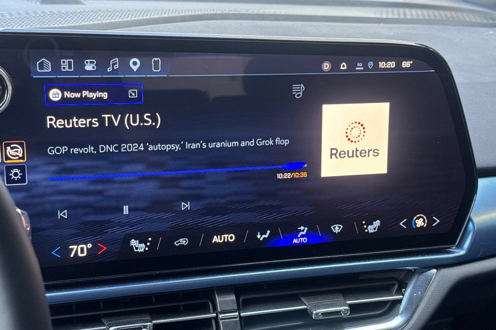 Used 2026 Chevrolet Equinox EV LT FWD image 26
