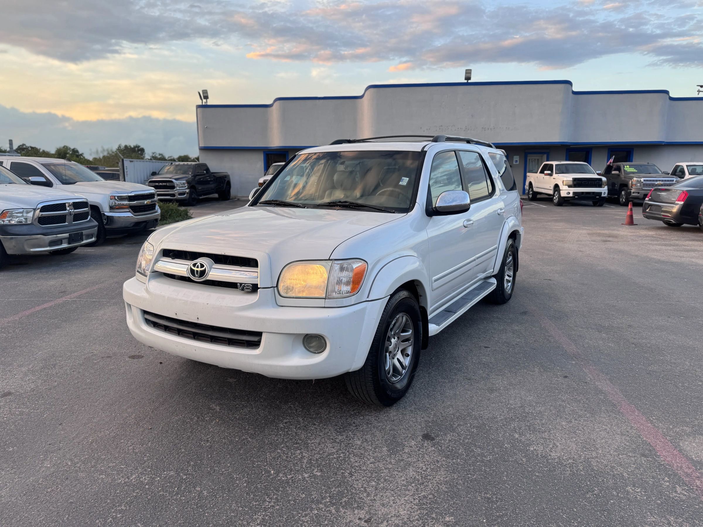 Used 2007 Toyota Sequoia Limited image 1