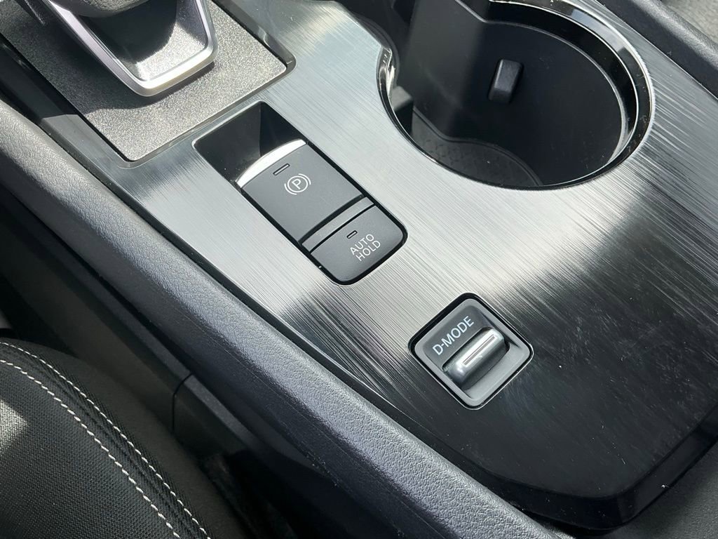 Used 2026 Nissan Rogue SV FWD image 29