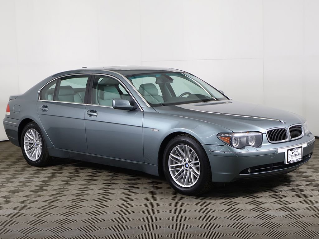 Used 2004 BMW 745Li RWD image 2