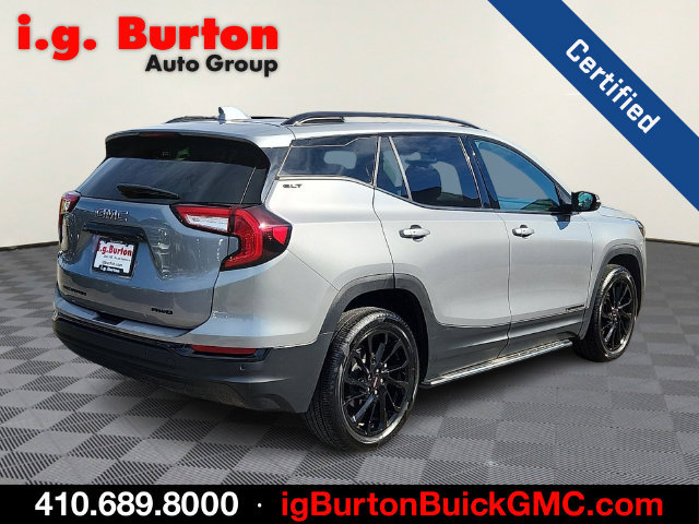 Used 2023 GMC Terrain SLT w/ LPO, 'HIT The Road' Package AWD/4WD image 6