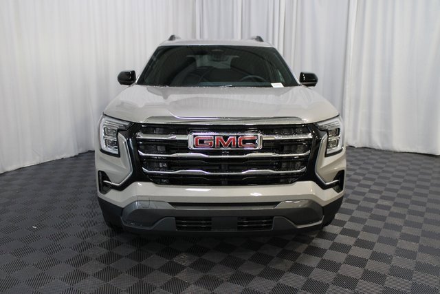 New 2026 GMC Terrain Elevation w/ Elevation Premium Package image 2