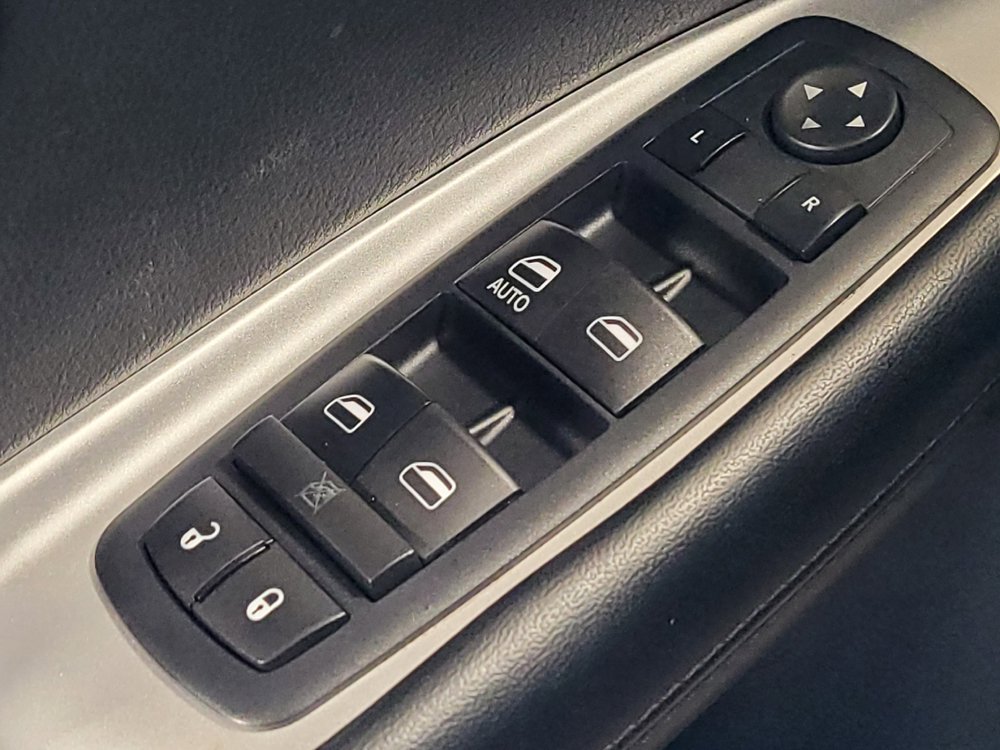 Used 2016 Dodge Journey SE FWD image 27