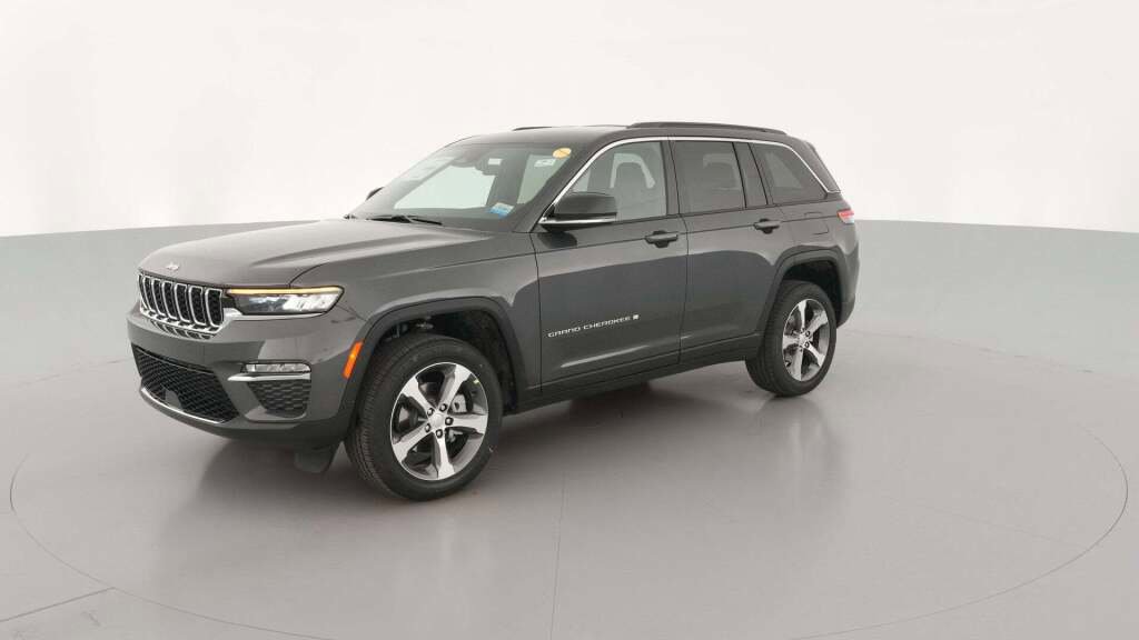 New 2025 Jeep Grand Cherokee Limited