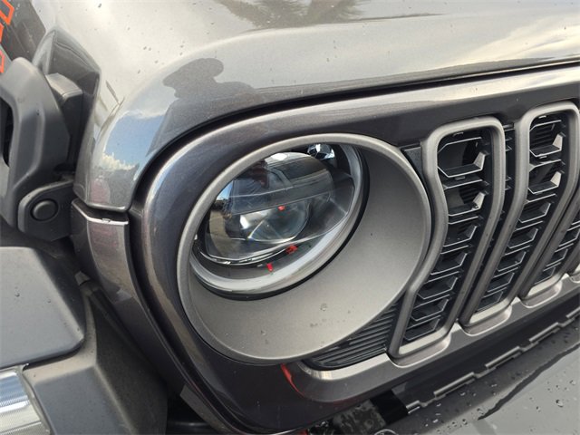 Used 2024 Jeep Gladiator Mojave w/ Safety Group image 6