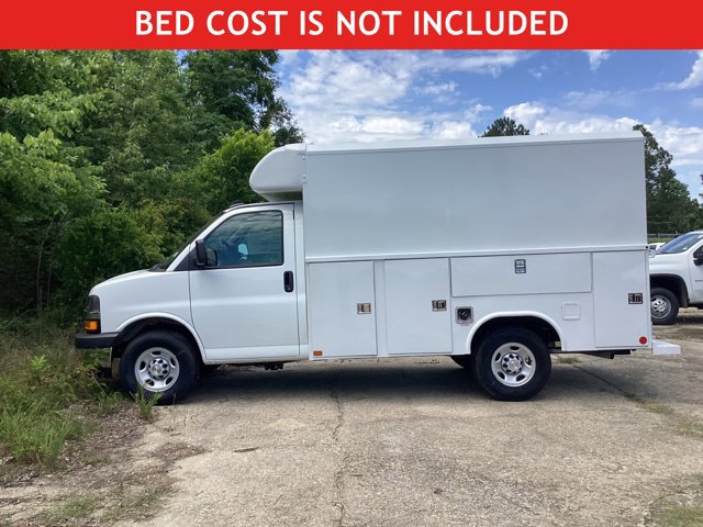 New 2025 Chevrolet Express 3500 w/ Power Convenience Package
