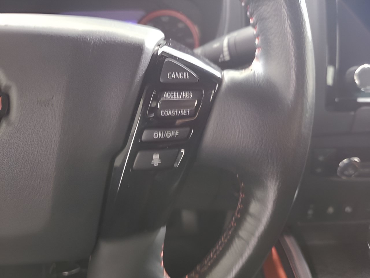 Used 2023 Nissan Frontier PRO-4X w/ Pro Convenience Package AWD/4WD image 26