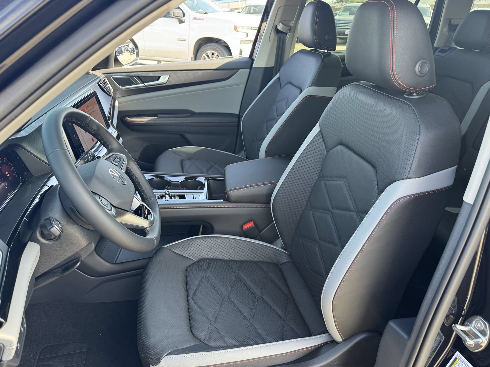 New 2026 Volkswagen Atlas Peak Edition AWD/4WD image 28