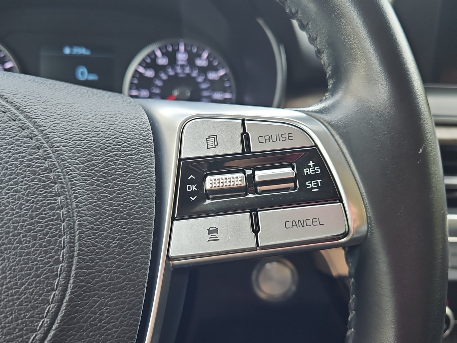 Used 2020 Kia Telluride EX w/ EX Premium Package FWD image 26