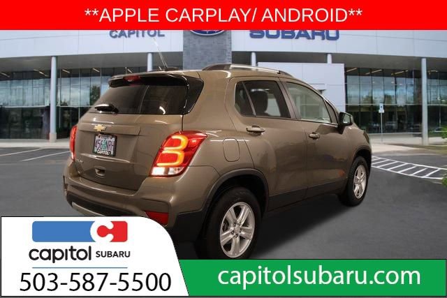 Used 2022 Chevrolet Trax LT w/ LT Convenience Package image 3