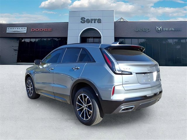 Used 2024 Cadillac XT4 Sport w/ Cold Weather Package image 4