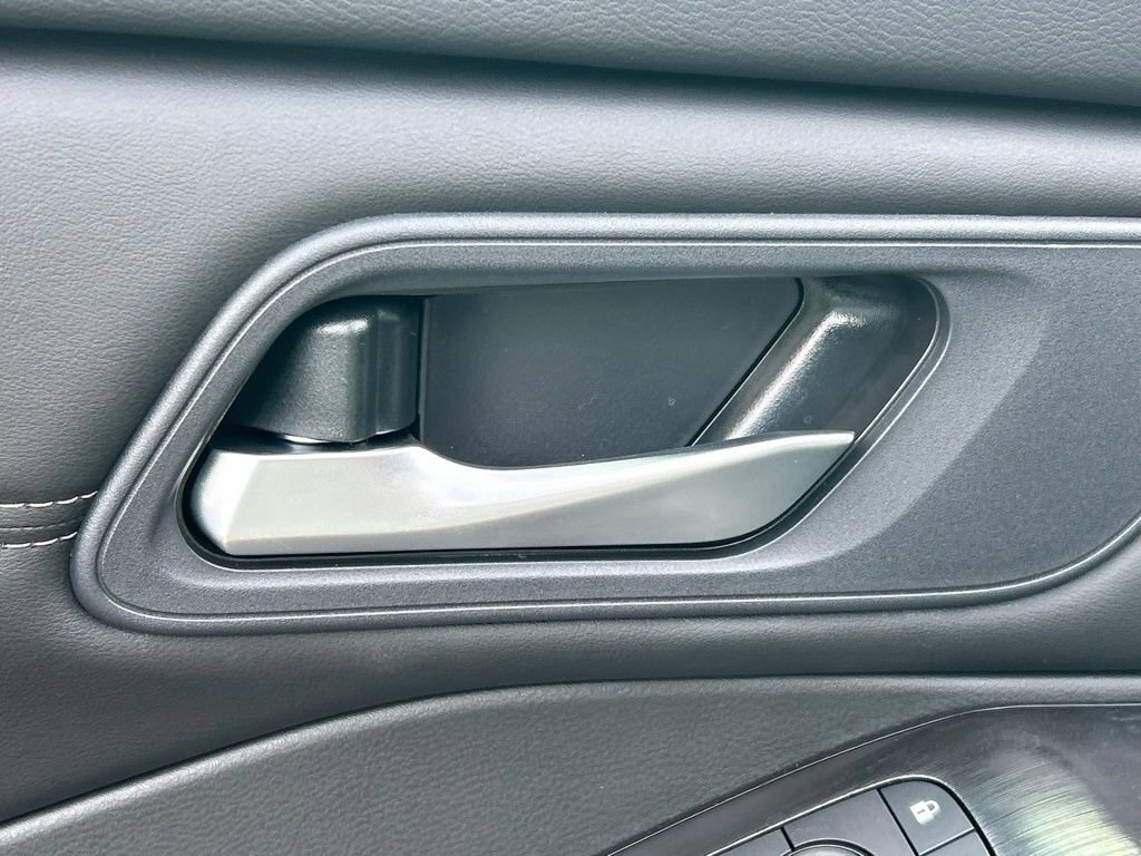 New 2026 Nissan Rogue Dark Armor FWD image 19