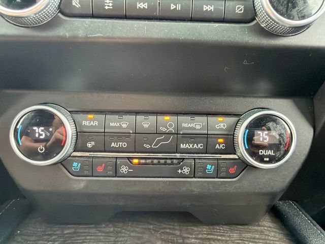 Used 2019 Ford Expedition Limited w/ Equipment Group 302A AWD/4WD image 44