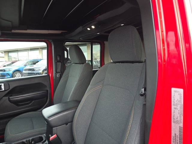 Used 2024 Jeep Wrangler Sport S AWD/4WD image 12